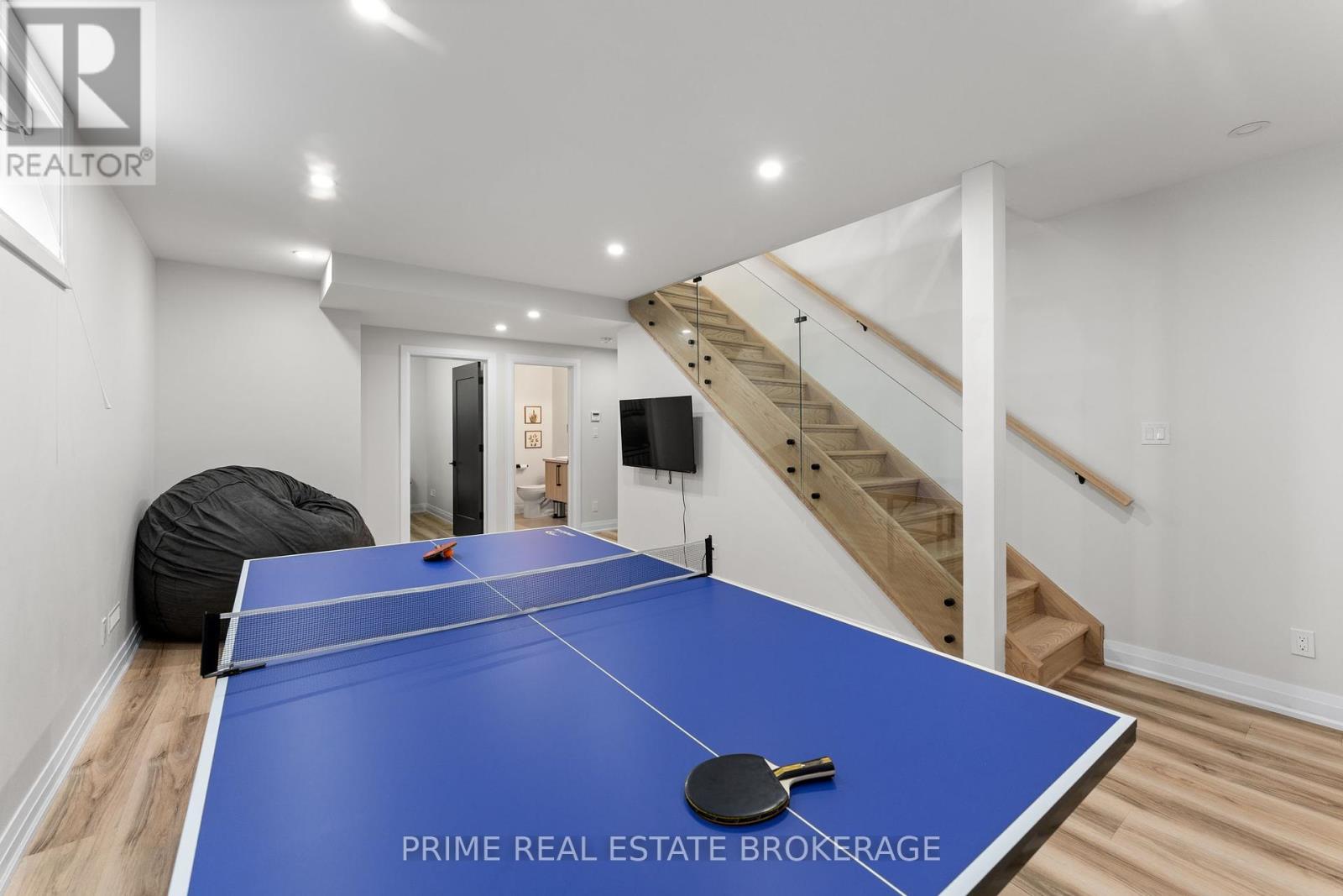 35 Walker Street, Lambton Shores, Ontario  N0M 1T0 - Photo 41 - X12293647