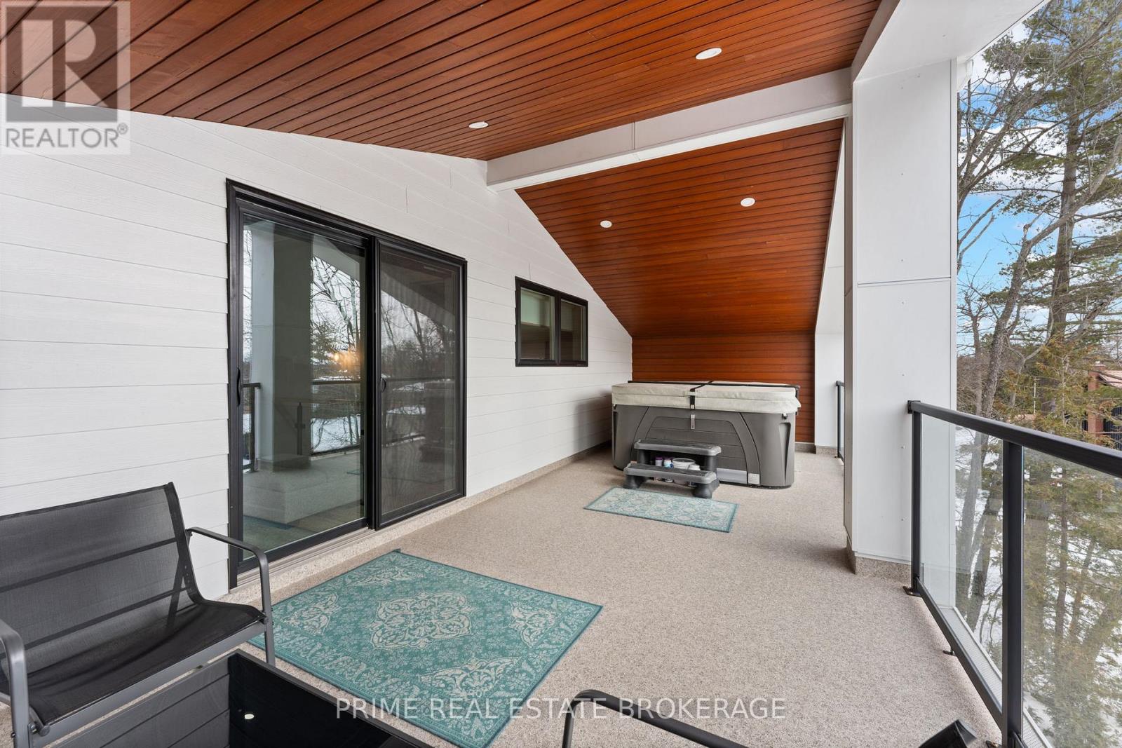 35 Walker Street, Lambton Shores, Ontario  N0M 1T0 - Photo 46 - X12293647