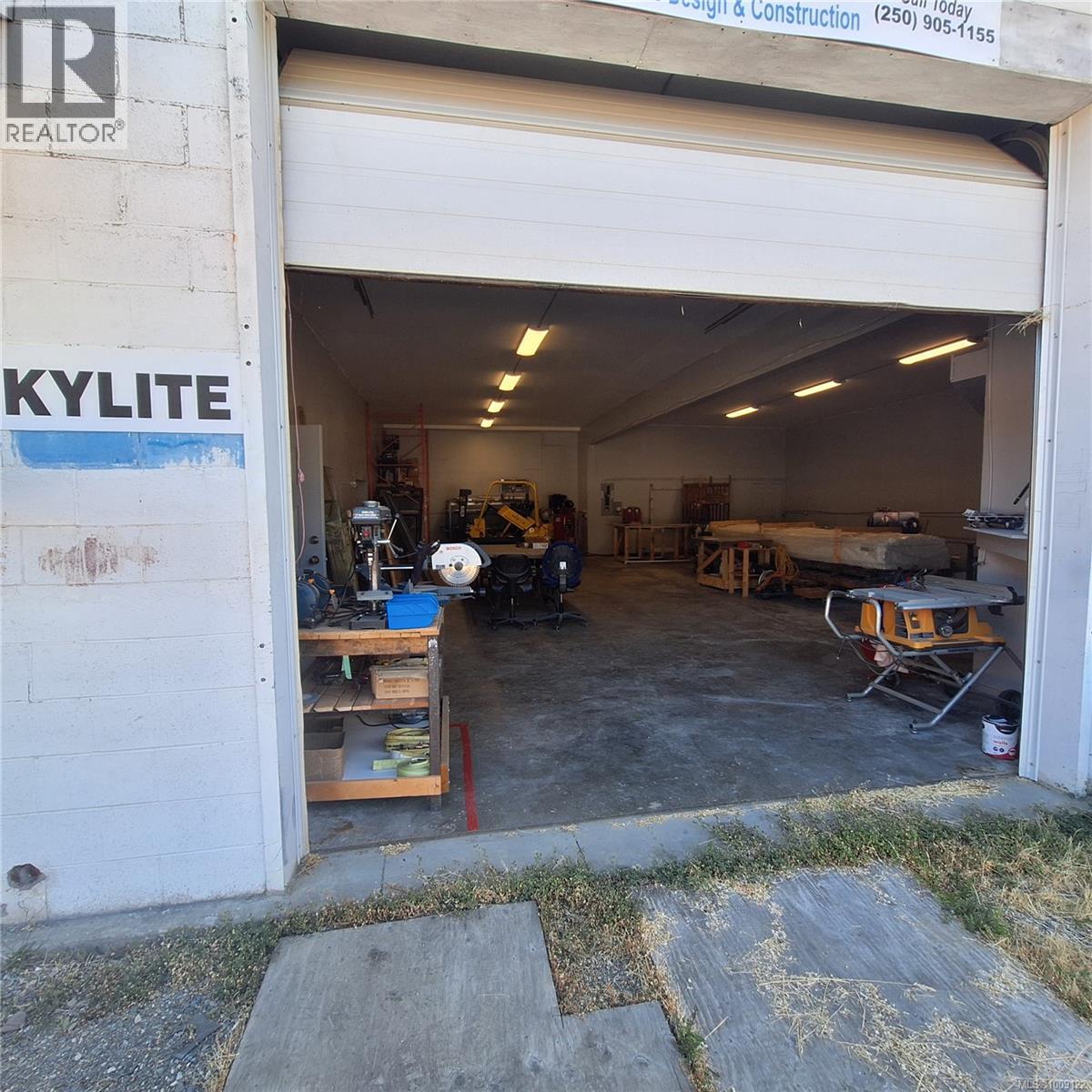 A & B 1824 Alberni Hwy, Coombs, British Columbia  V0R 1M0 - Photo 3 - 1009122