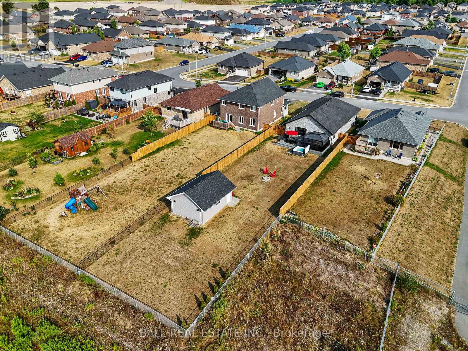 3 Darrell Drain Crescent, Asphodel-Norwood, Ontario K0L 2V0 - Photo 5 - X12330633