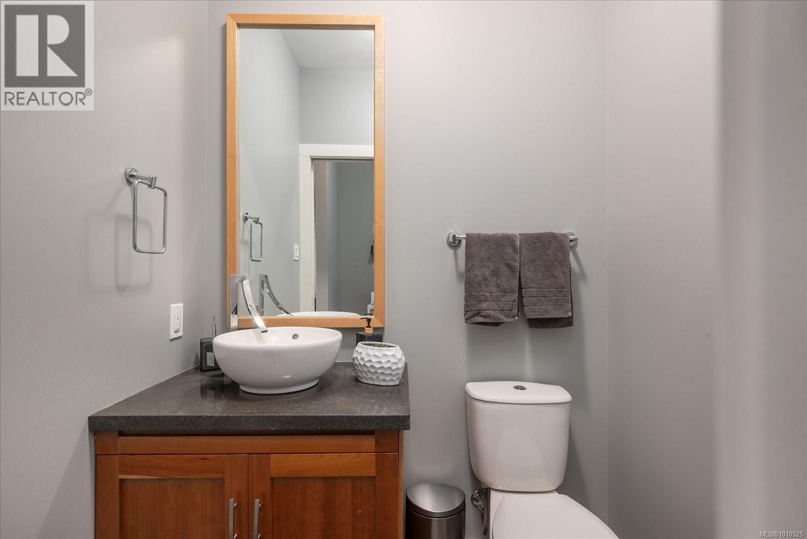 Property at 5265 Toms Trnabt image 1