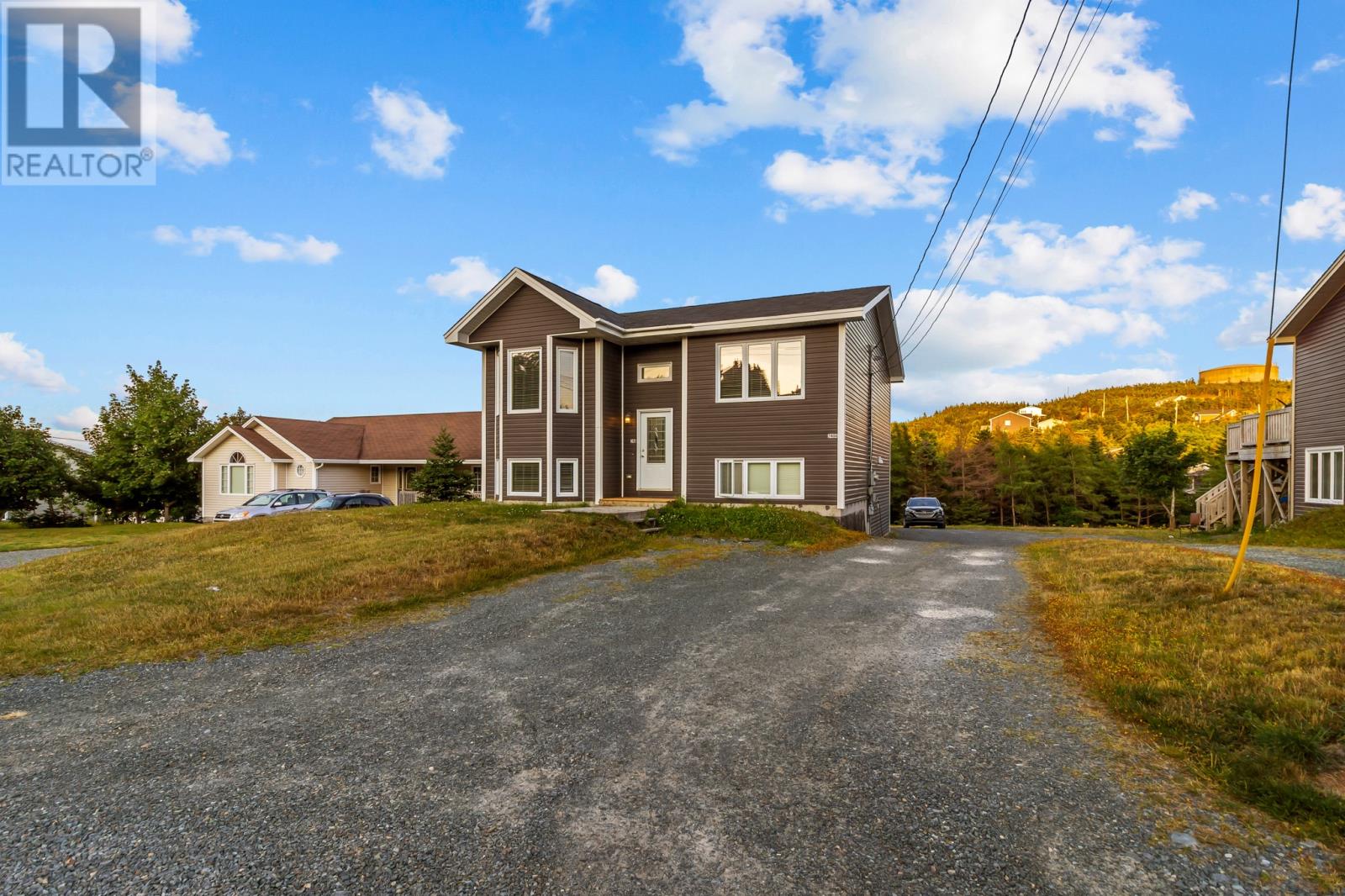 Property at 240 St. Thomas Line image 2