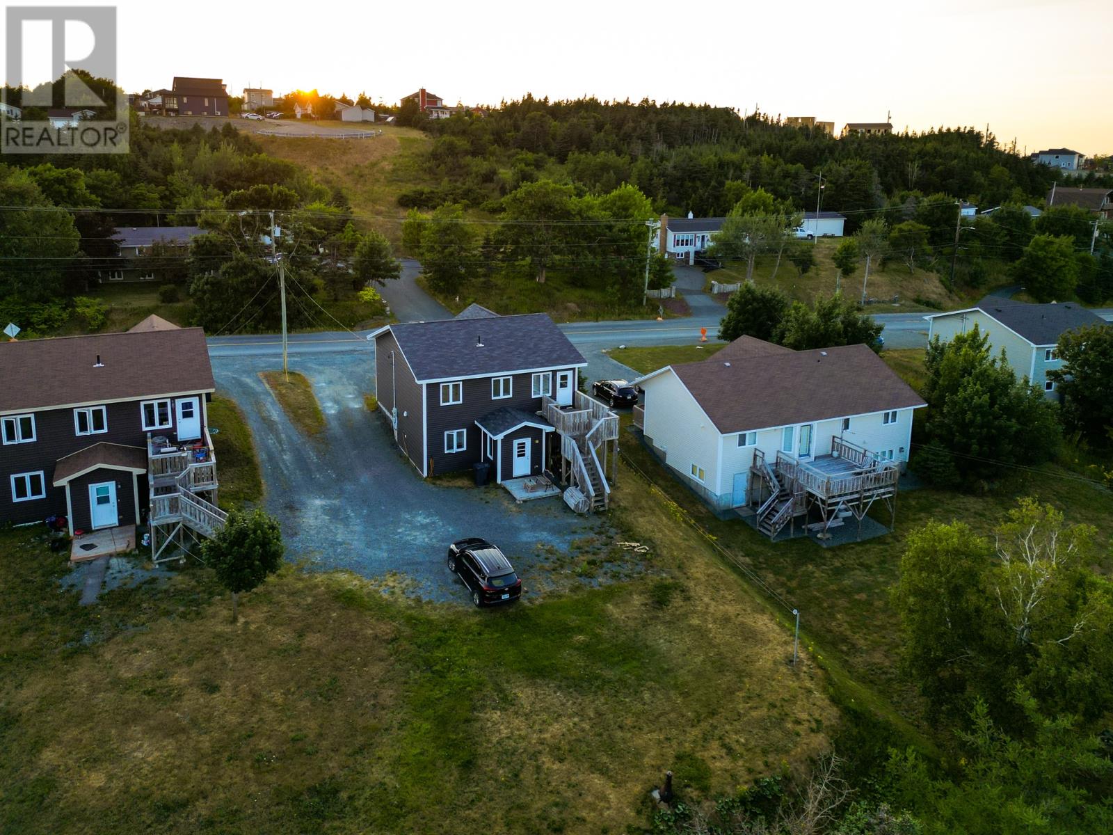 Property at 240 St. Thomas Line image 3