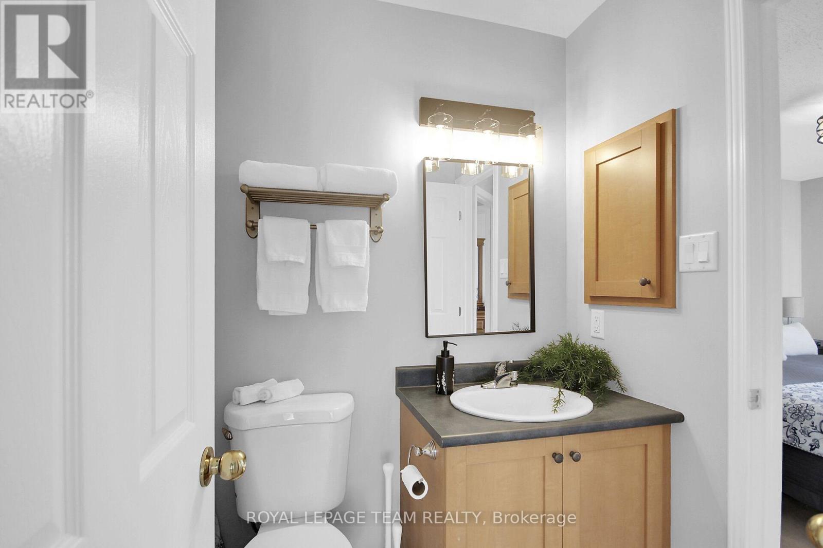 334 Wiffen Private, Ottawa, Ontario  K2H 1G3 - Photo 46 - X12330651