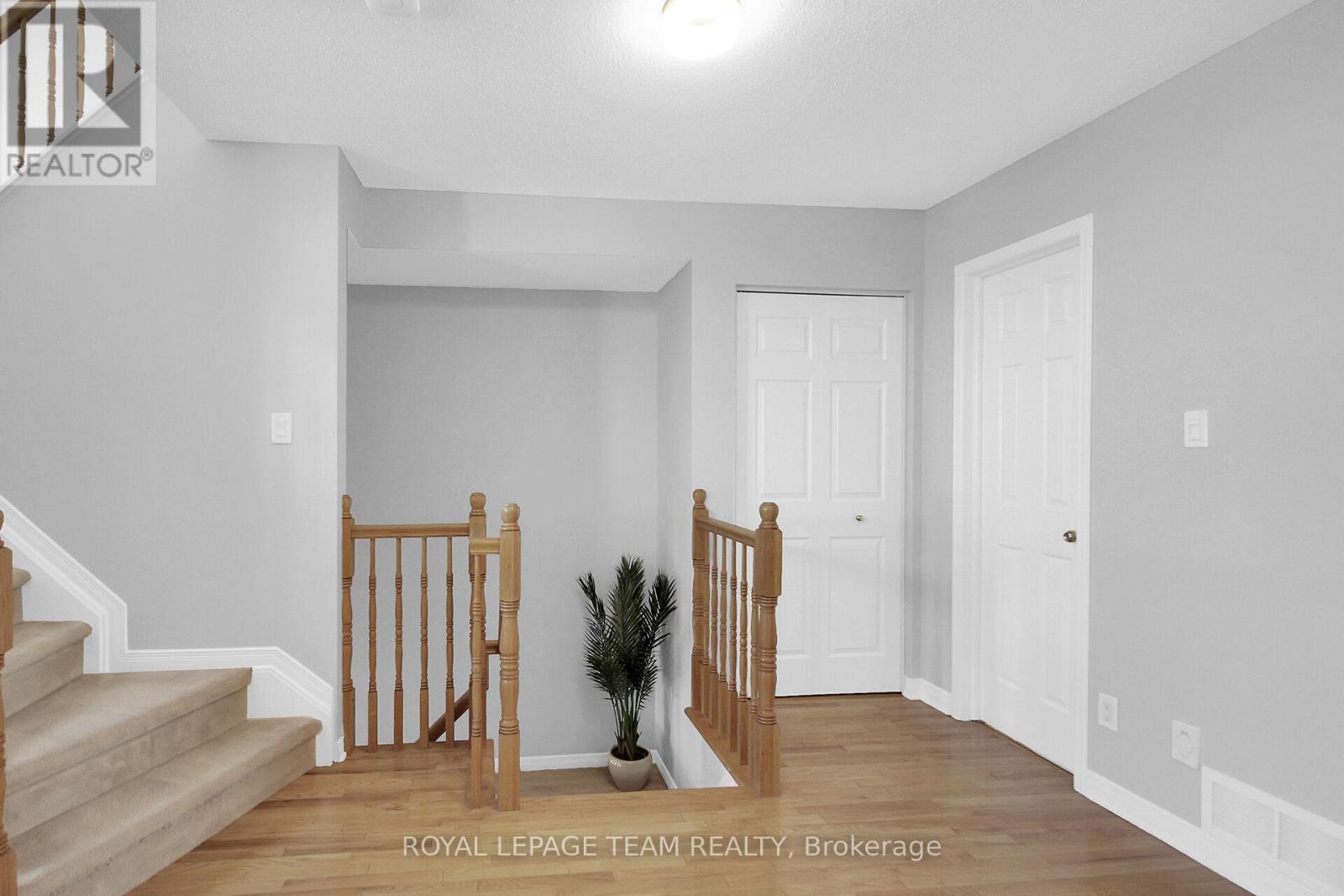 334 Wiffen Private, Ottawa, Ontario  K2H 1G3 - Photo 5 - X12330651