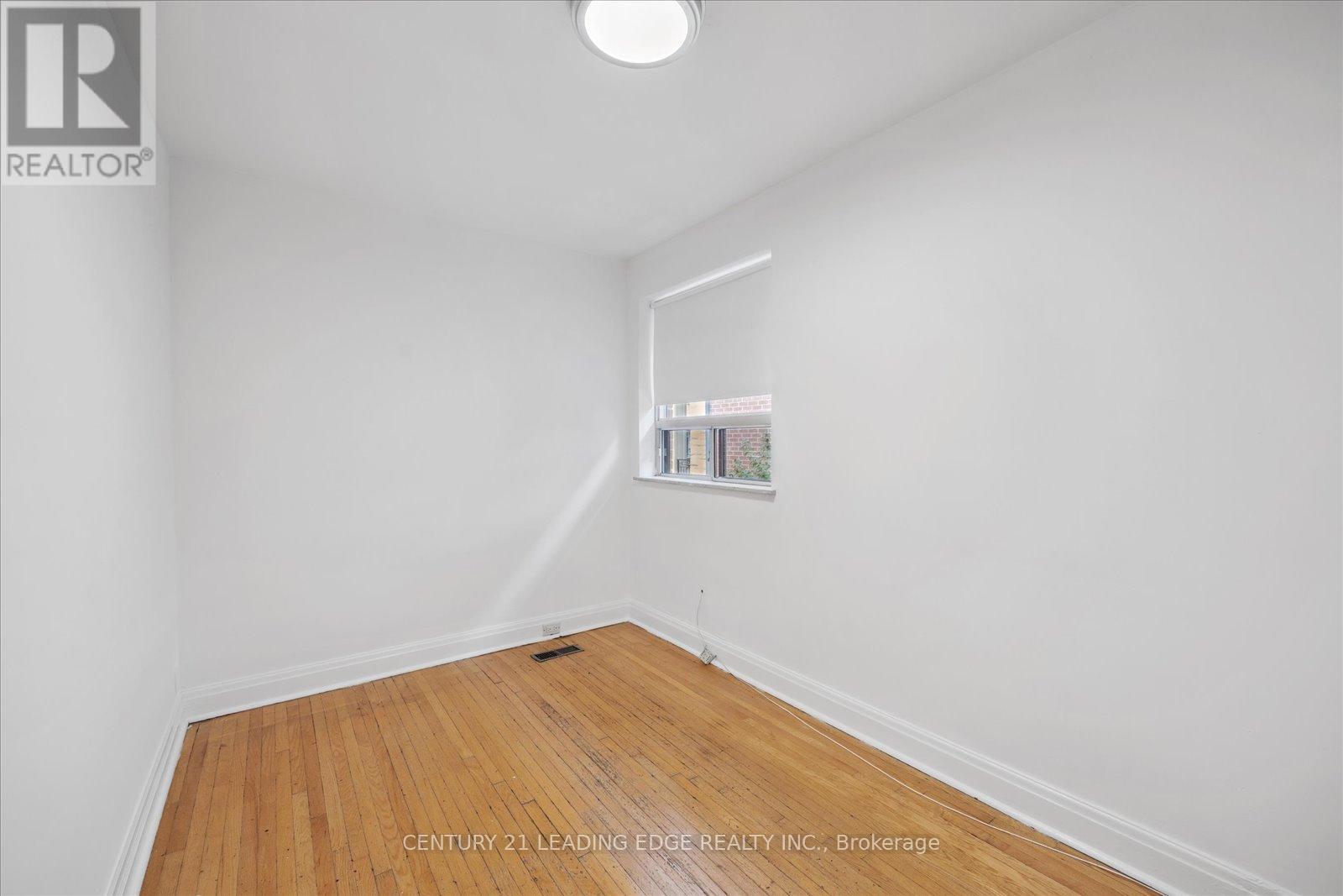 127 Glen Park Avenue, Toronto, Ontario  M6B 2C6 - Photo 16 - C12330554