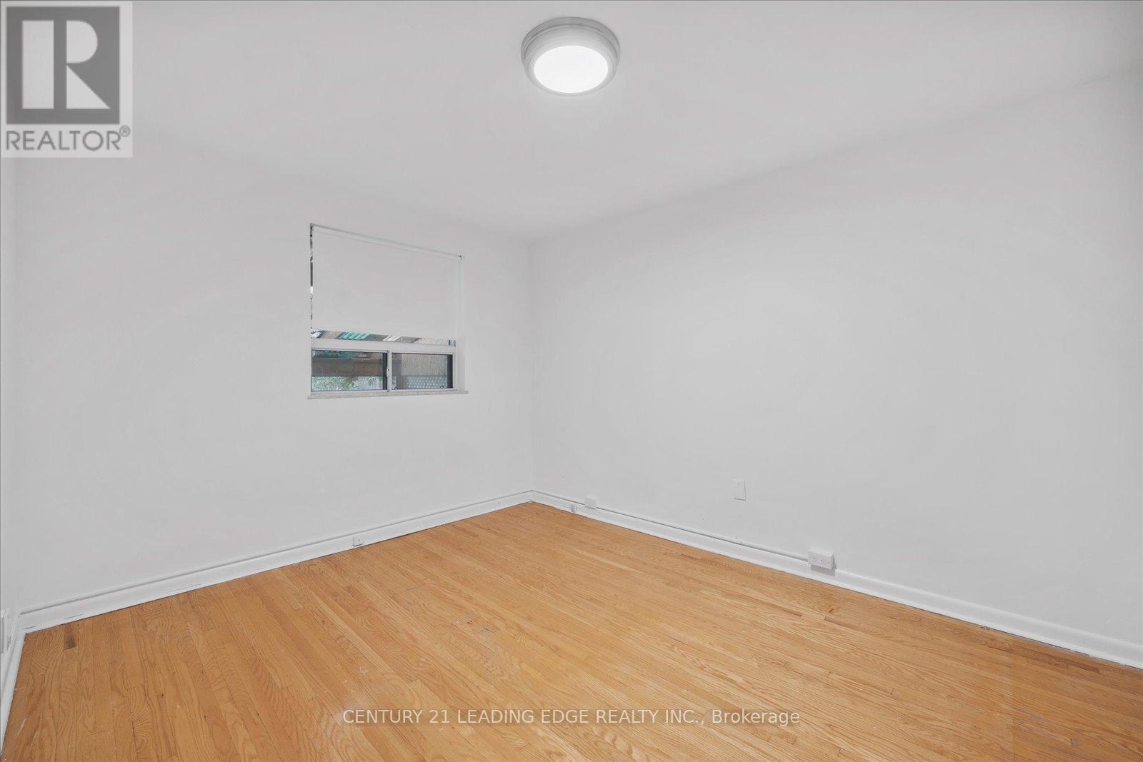 127 Glen Park Avenue, Toronto, Ontario  M6B 2C6 - Photo 18 - C12330554