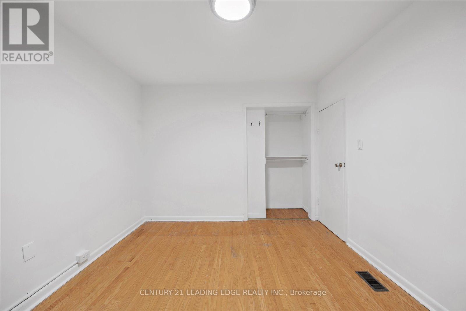 127 Glen Park Avenue, Toronto, Ontario  M6B 2C6 - Photo 20 - C12330554