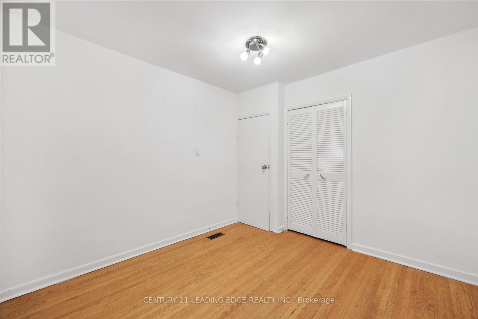 127 Glen Park Avenue, Toronto, Ontario  M6B 2C6 - Photo 22 - C12330554