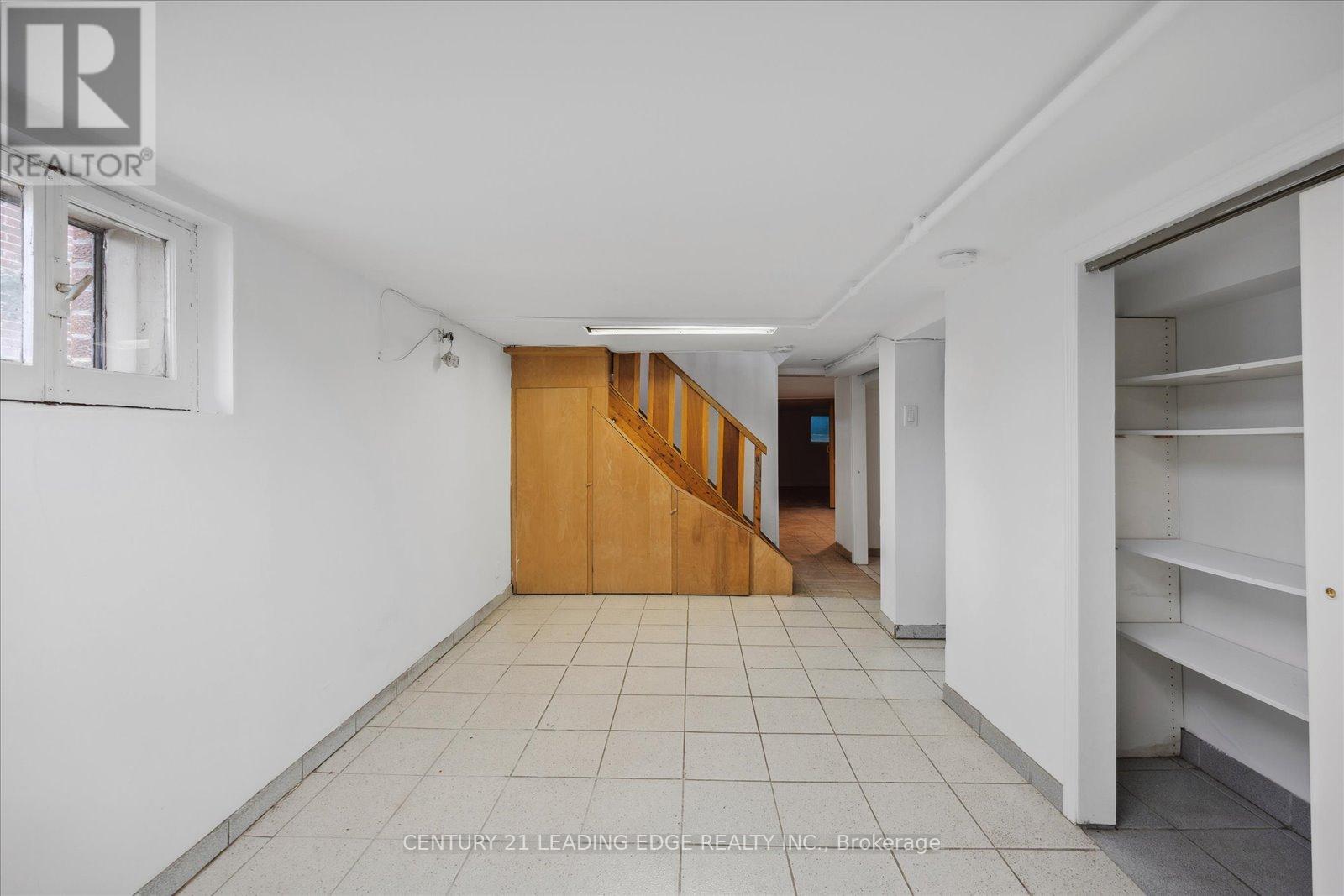 127 Glen Park Avenue, Toronto, Ontario  M6B 2C6 - Photo 26 - C12330554