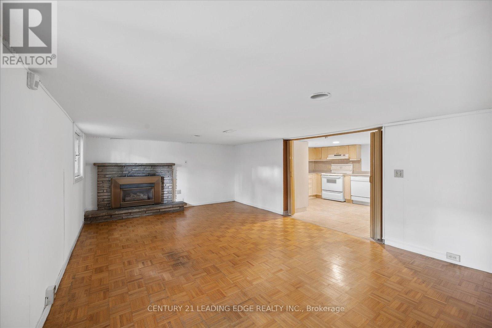 127 Glen Park Avenue, Toronto, Ontario  M6B 2C6 - Photo 34 - C12330554