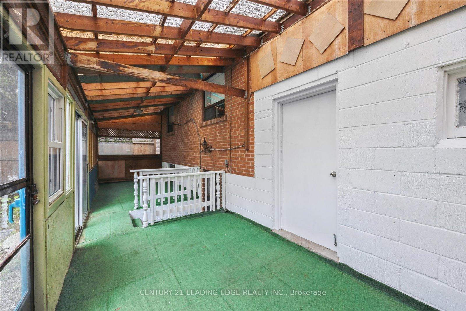 127 Glen Park Avenue, Toronto, Ontario  M6B 2C6 - Photo 37 - C12330554