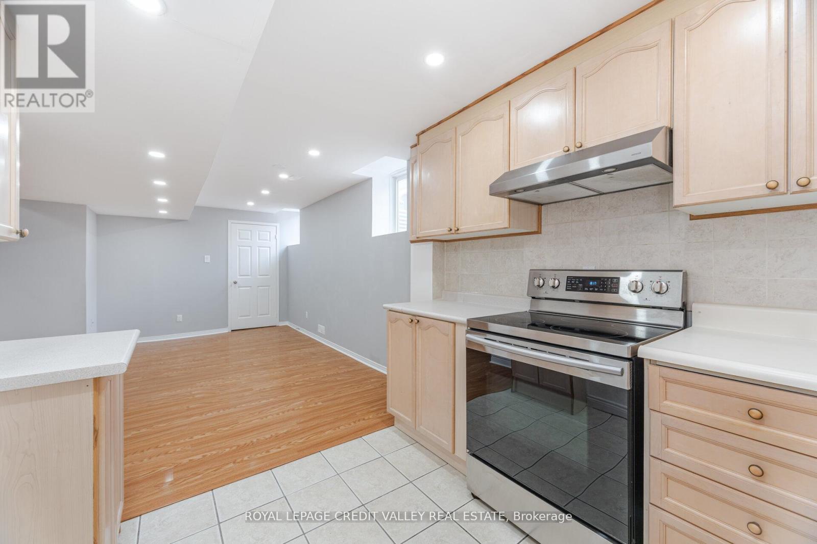 12 Greenhalf Drive, Ajax, Ontario  L1S 7N6 - Photo 42 - E12330556