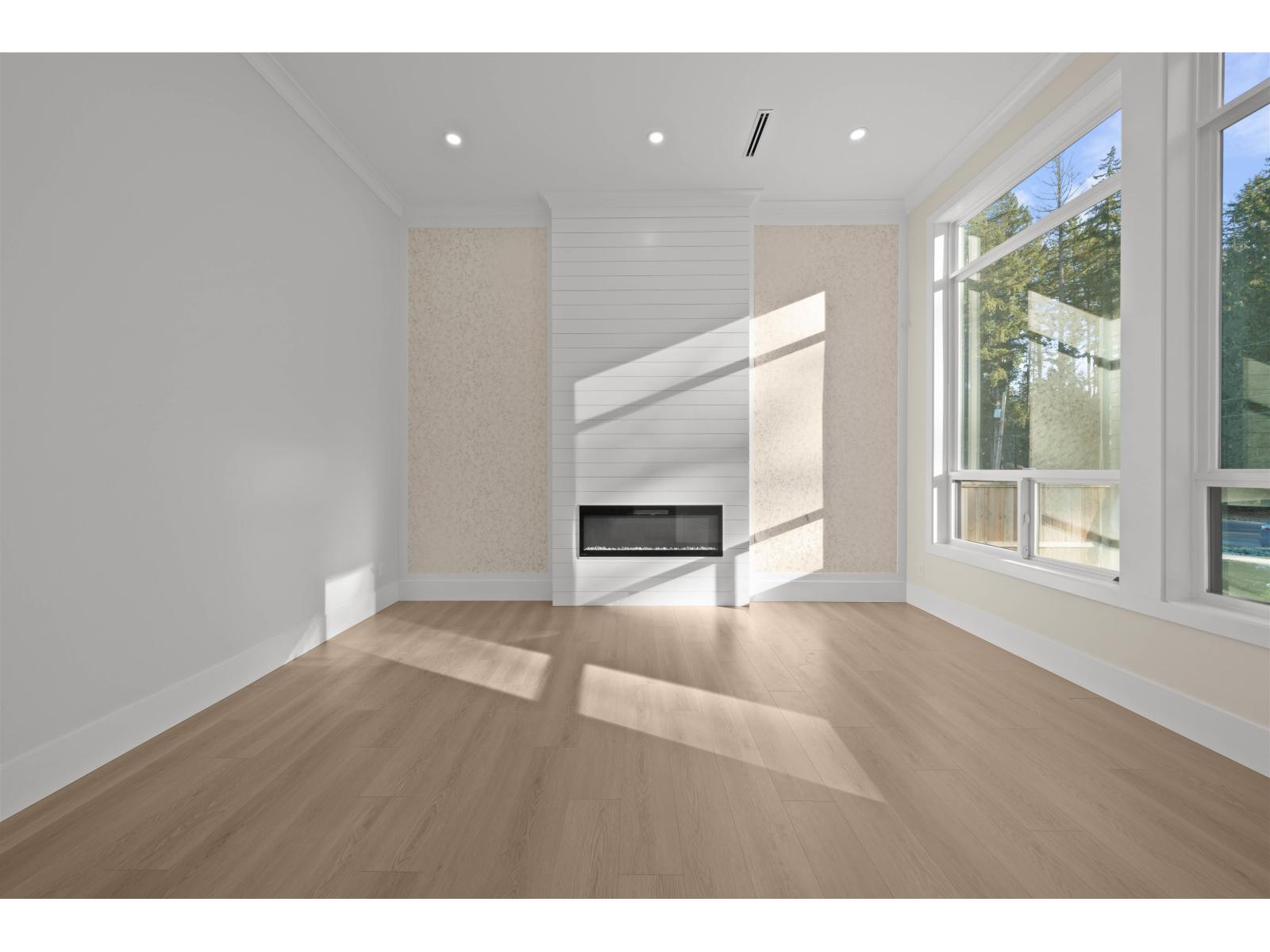 Property at 20251 27 AVENUE image 3