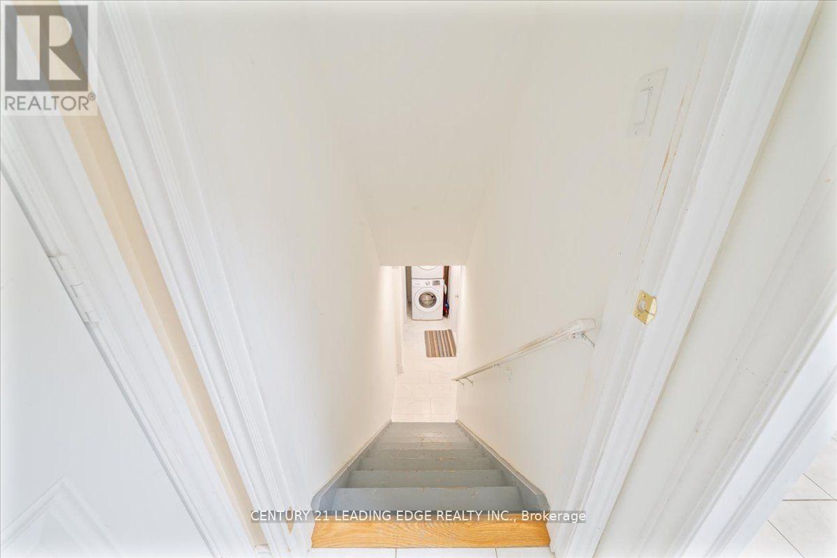 324 Chatfield Drive S, Vaughan, Ontario  L4L 1A6 - Photo 30 - N12330484