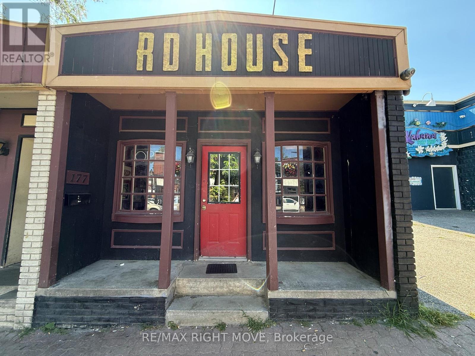 177 MISSISSAGA STREET E, Orillia, Ontario