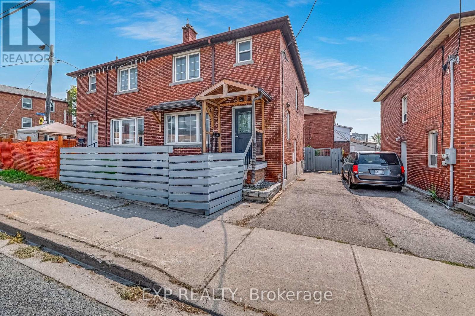 Property at 722 WESTON ROAD image 2
