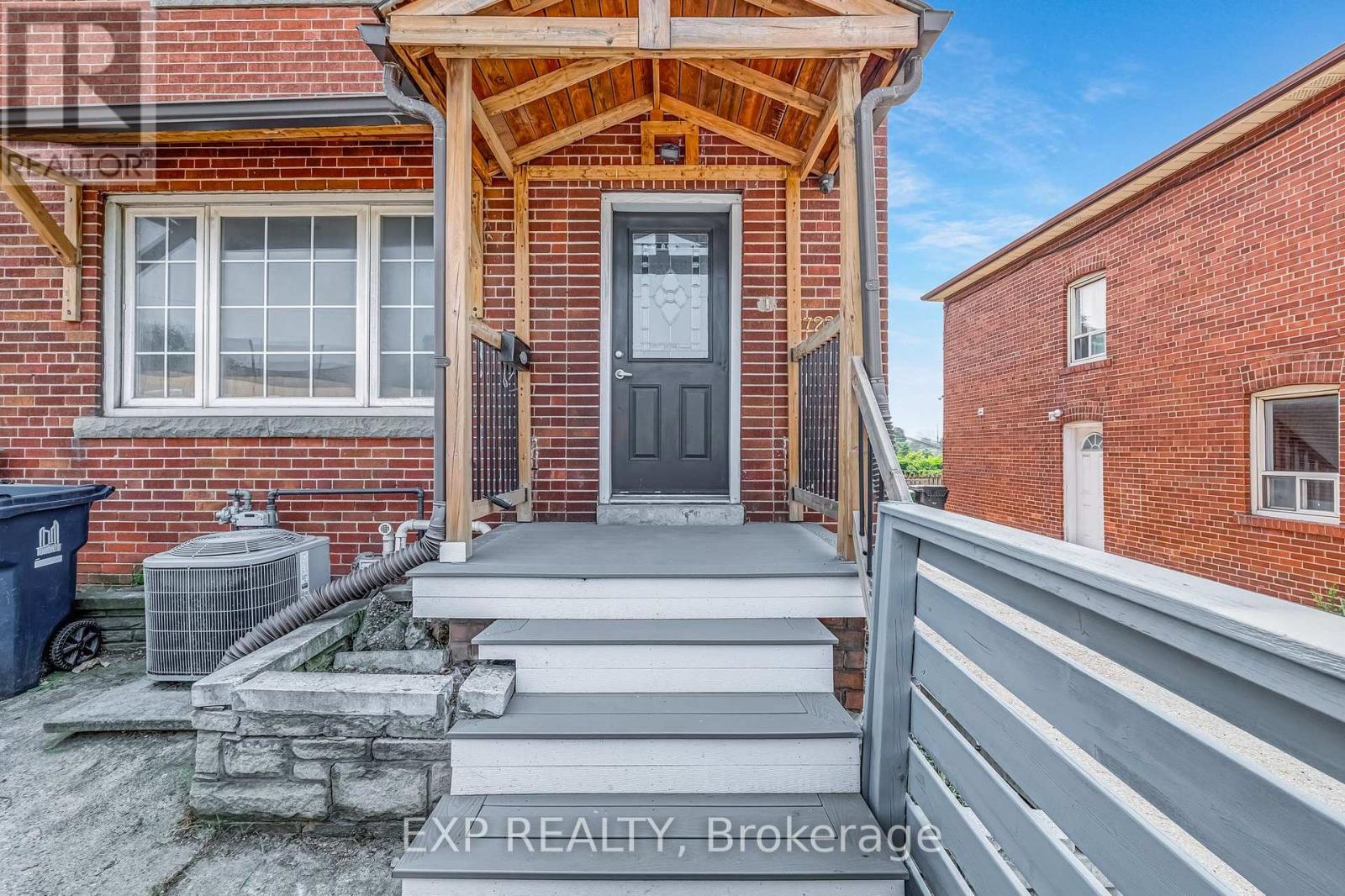 Property at 722 WESTON ROAD image 3