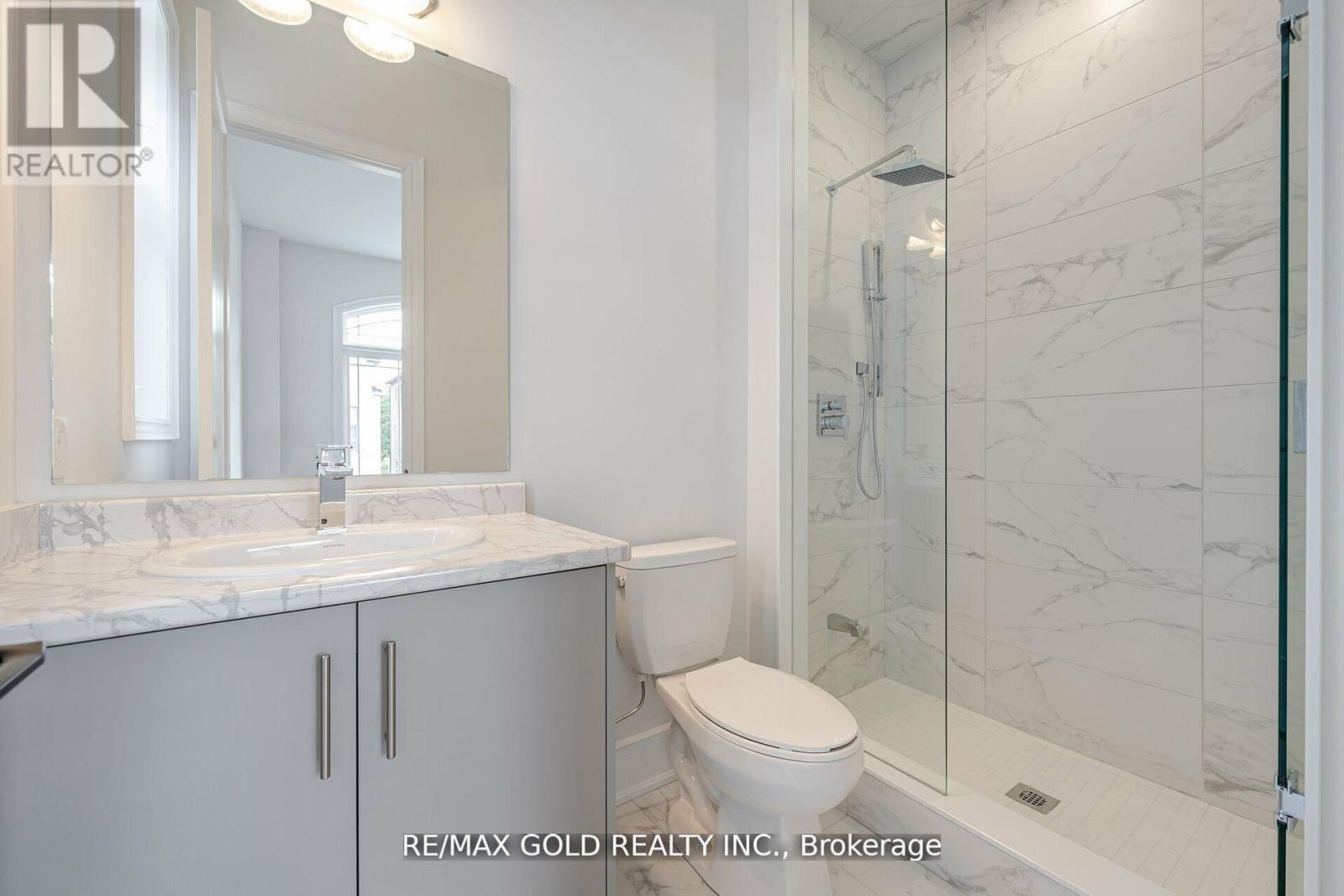 80 Raspberry Ridge Avenue, Caledon, Ontario  L7C 4N2 - Photo 10 - W12330540