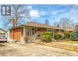 9 GAVIN DRIVE, St. Catharines, Ontario