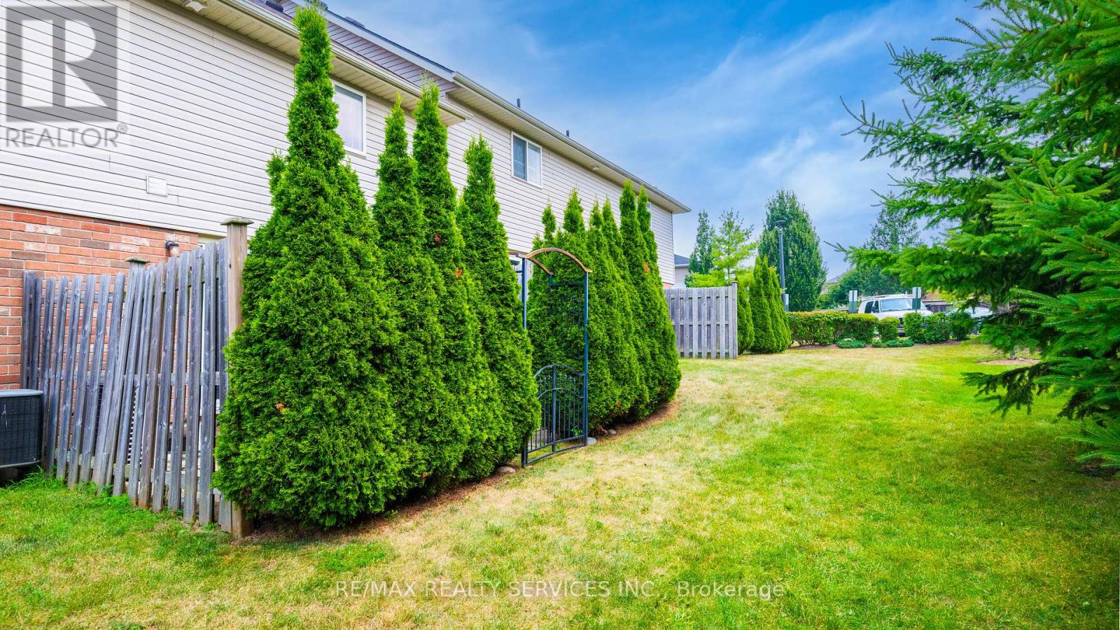 36 Fallowfield Drive, Kitchener, Ontario  N2C 0A8 - Photo 37 - X12330522