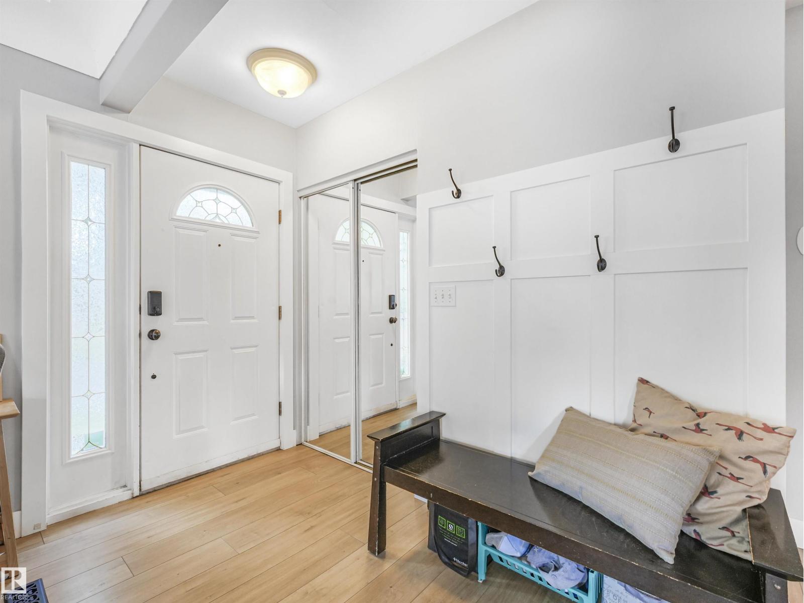 Property at 9573 83 ST NW image 4