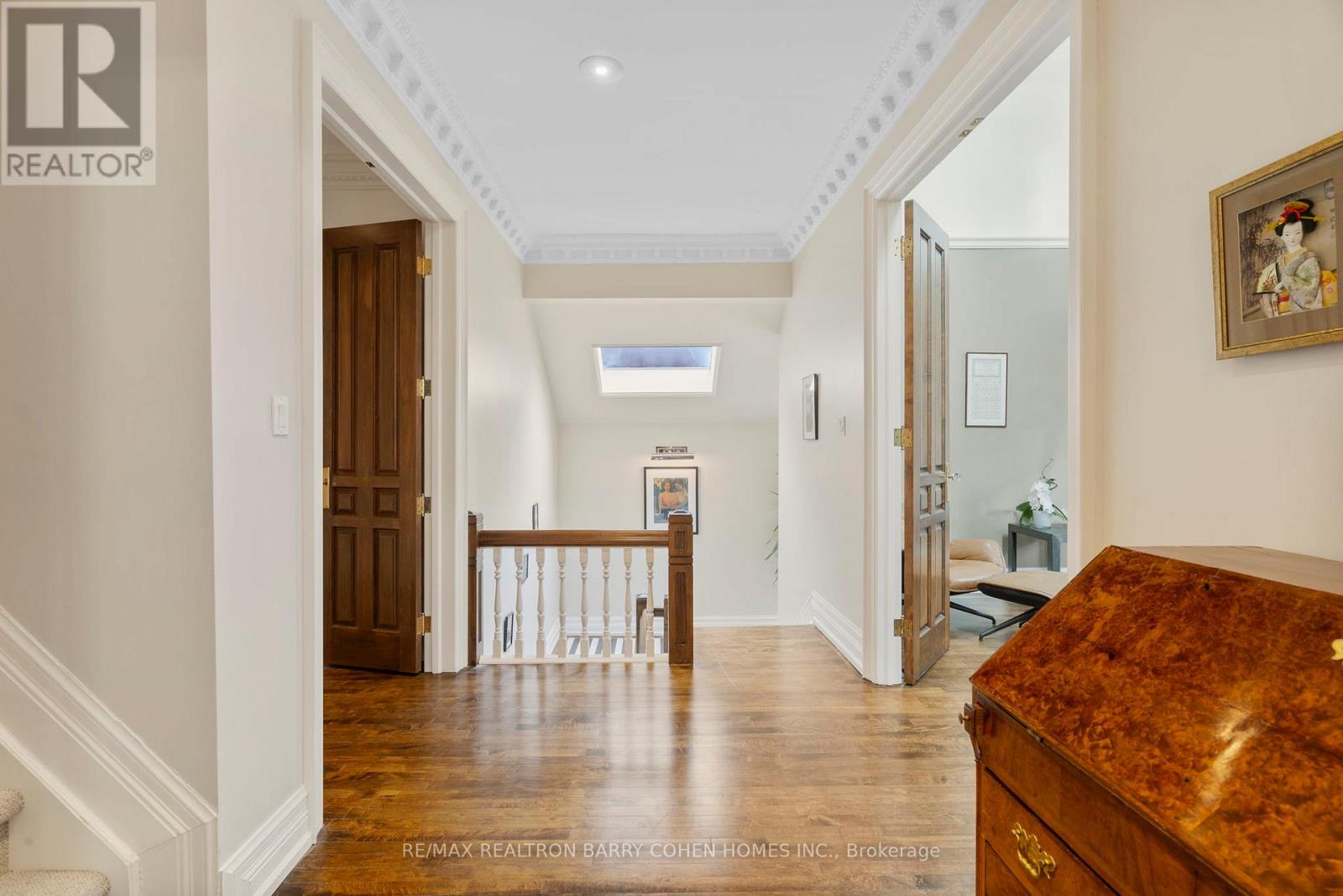10 Pine Hill Road, Toronto, Ontario  M4W 1P6 - Photo 21 - C12330644