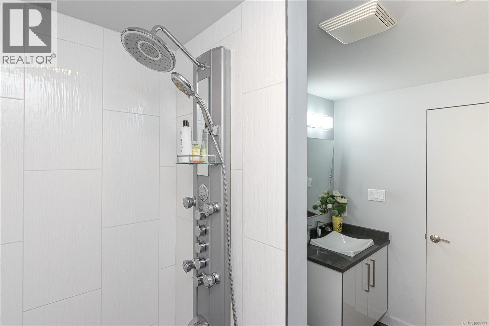 556 Delora Dr, Colwood, British Columbia  V9C 3R8 - Photo 49 - 1009237