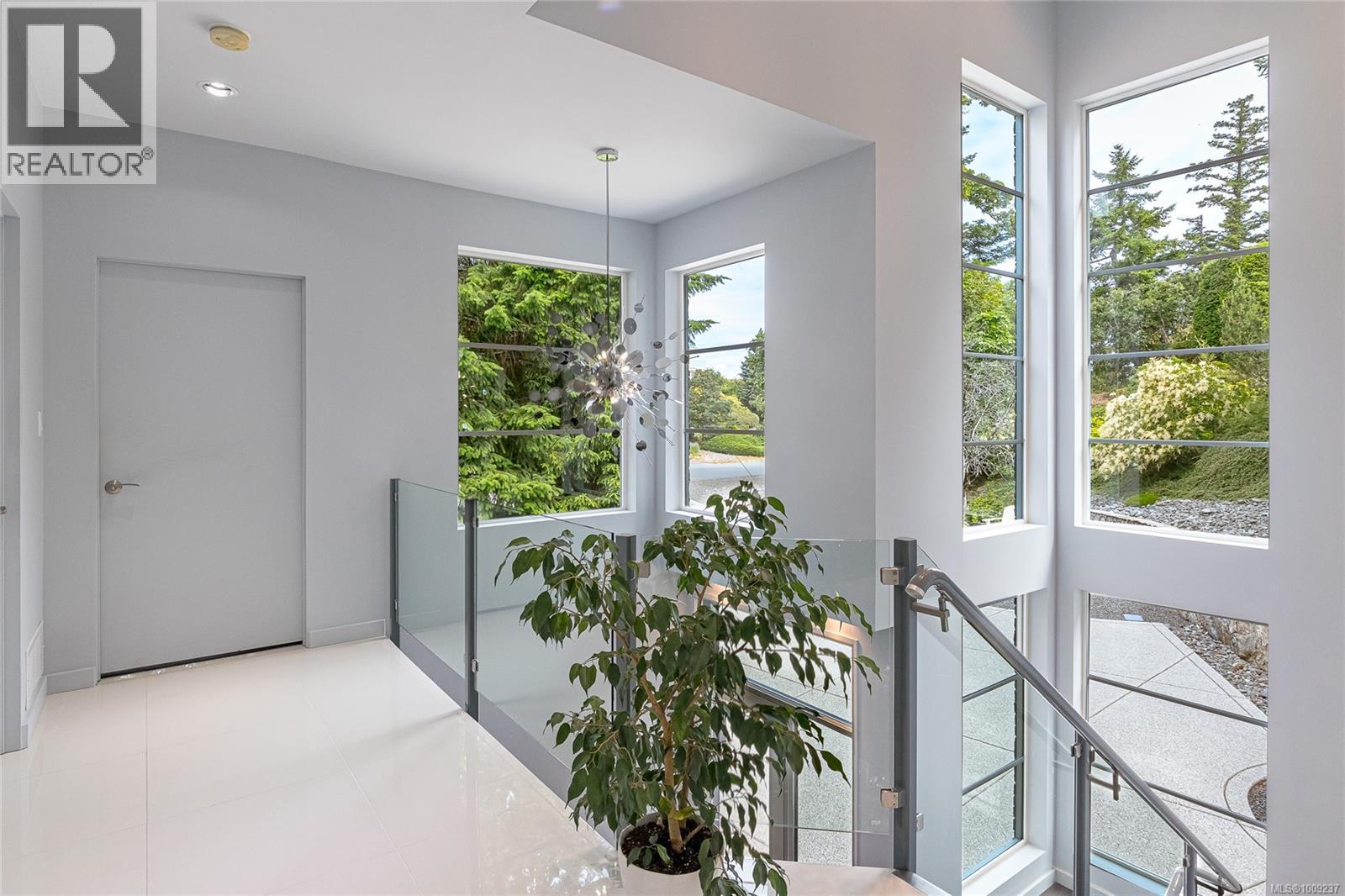 556 Delora Dr, Colwood, British Columbia  V9C 3R8 - Photo 9 - 1009237