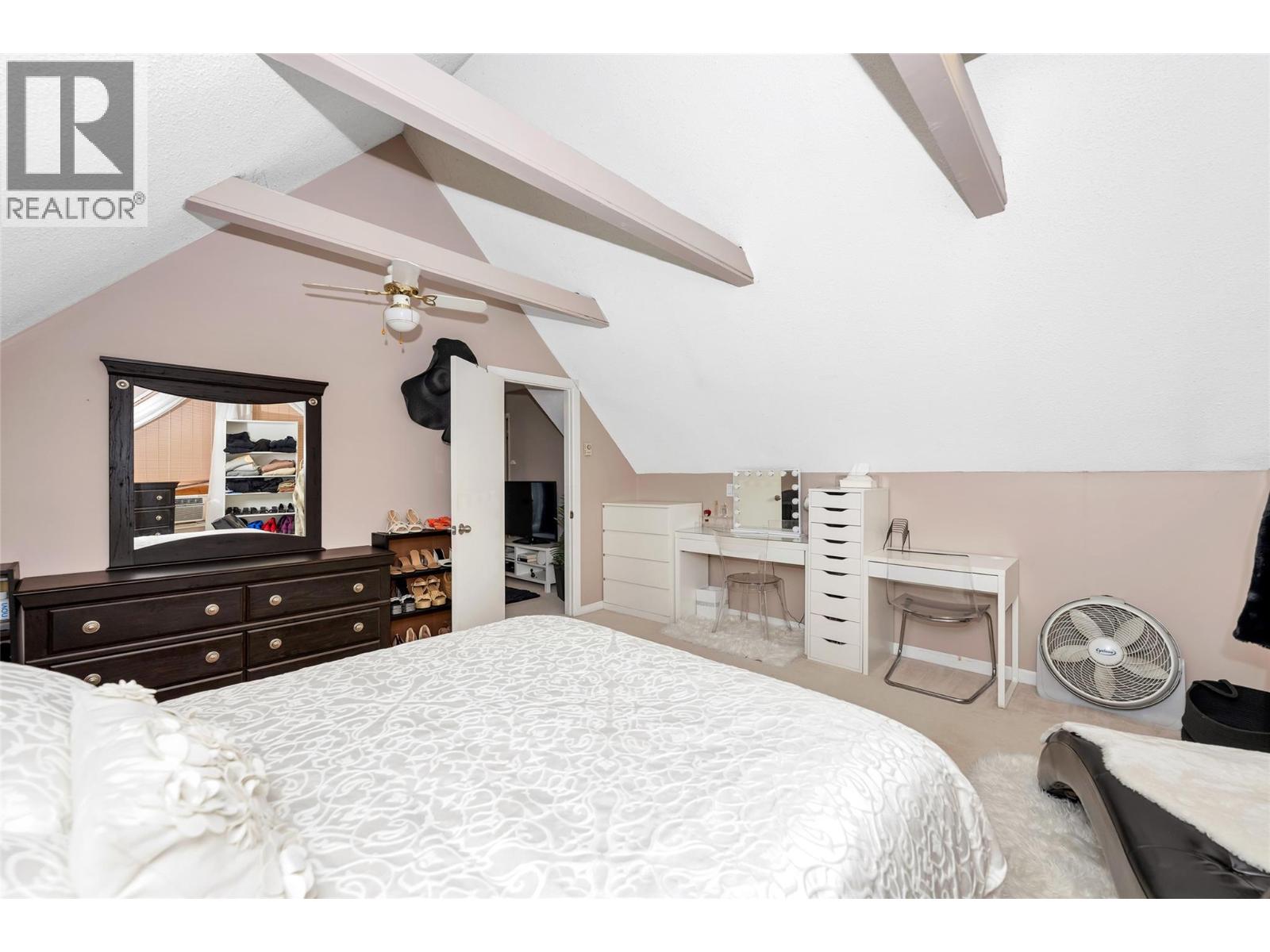 4111 Round Prairie Road, Armstrong, British Columbia  V0E 1B4 - Photo 16 - 10358611