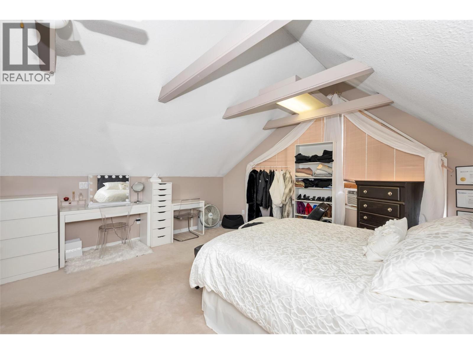4111 Round Prairie Road, Armstrong, British Columbia  V0E 1B4 - Photo 17 - 10358611