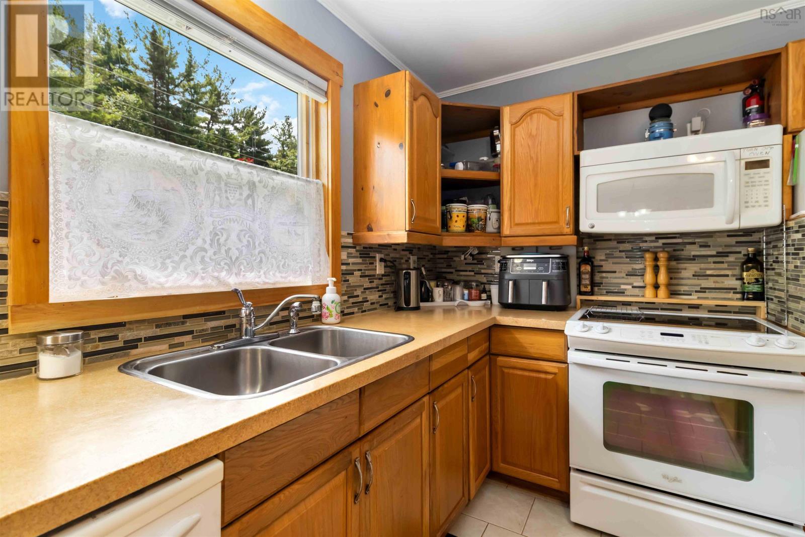 6736 Highway 3, Martins Point, Nova Scotia  B0J 2E0 - Photo 14 - 202516975