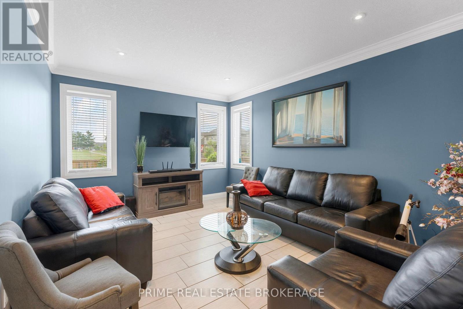 95 Boyd Boulevard, Zorra, Ontario  N0M 2M0 - Photo 6 - X12330742