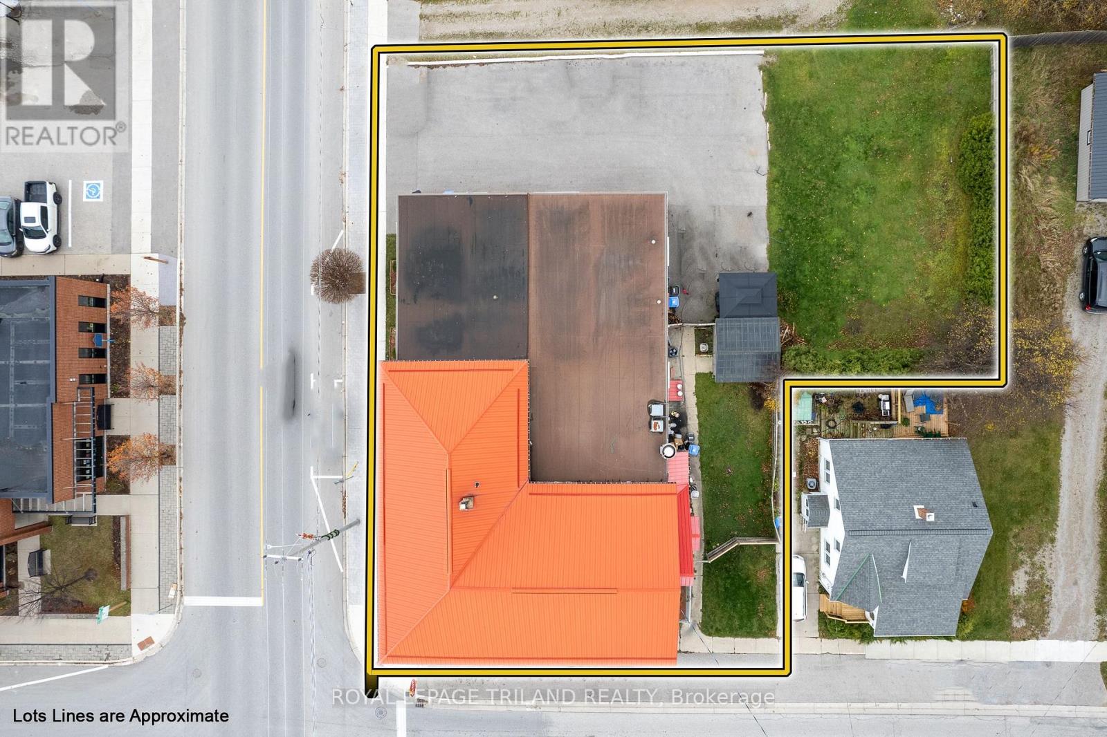 41 Main Street E, Bluewater, Ontario  N0M 2T0 - Photo 3 - X12330833