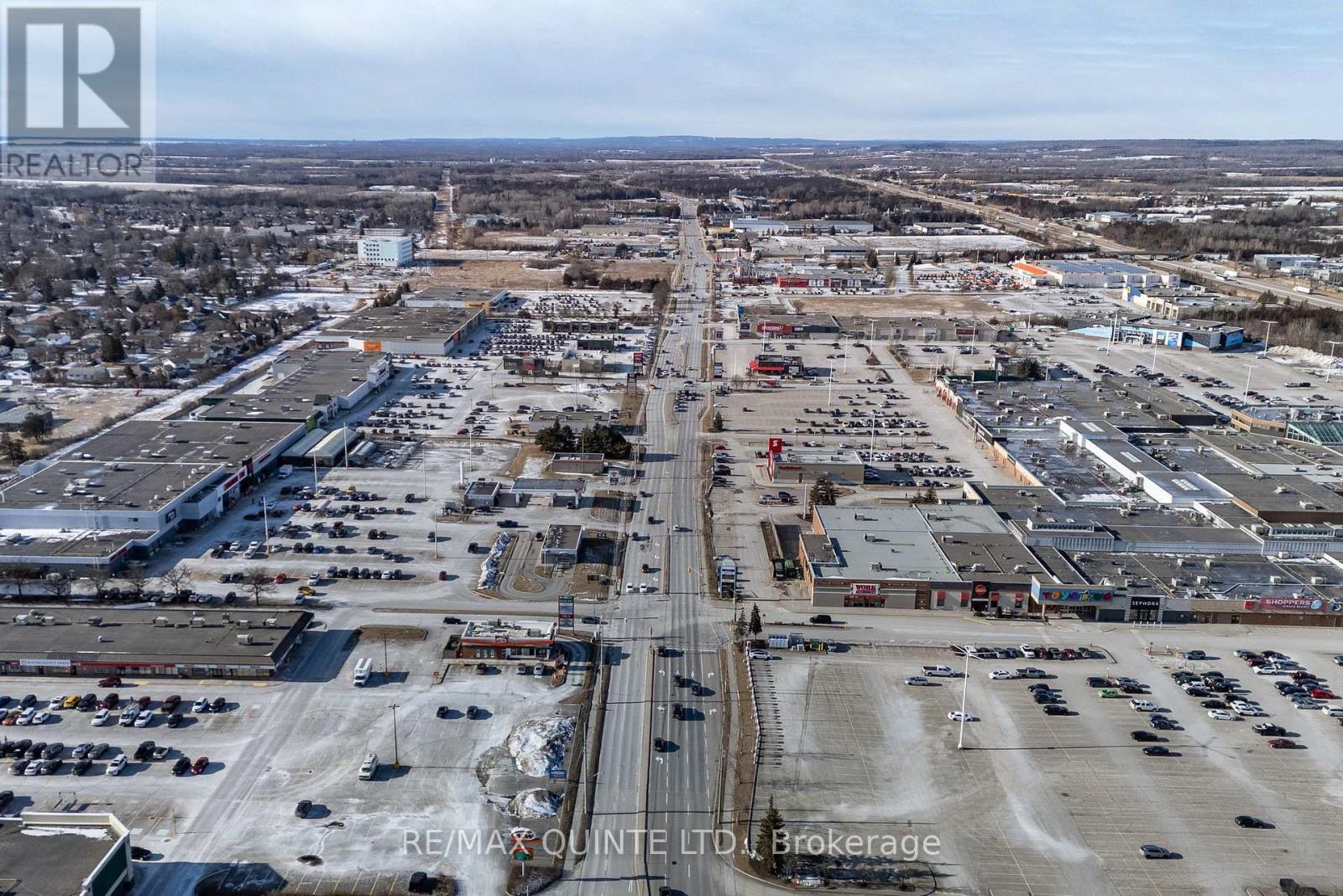 5 Stratton Drive, Belleville, Ontario  K8P 2M8 - Photo 11 - X12330779