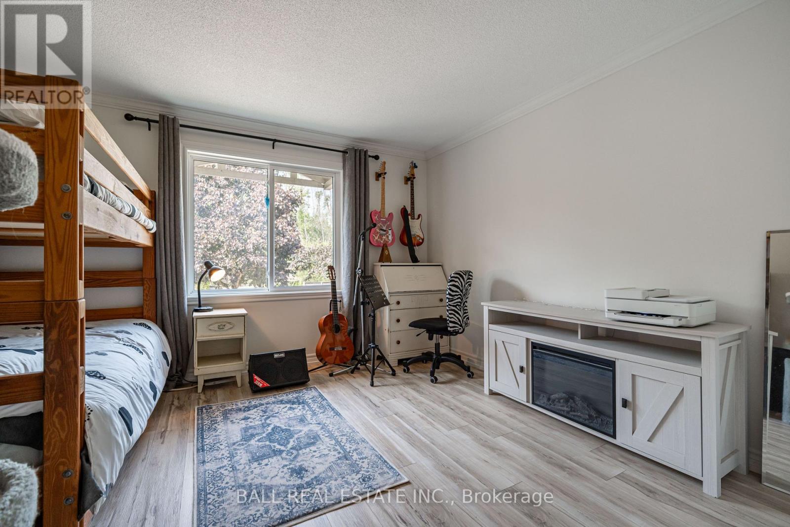 48 Head Street, Kawartha Lakes, Ontario  K0M 1A0 - Photo 18 - X12330780