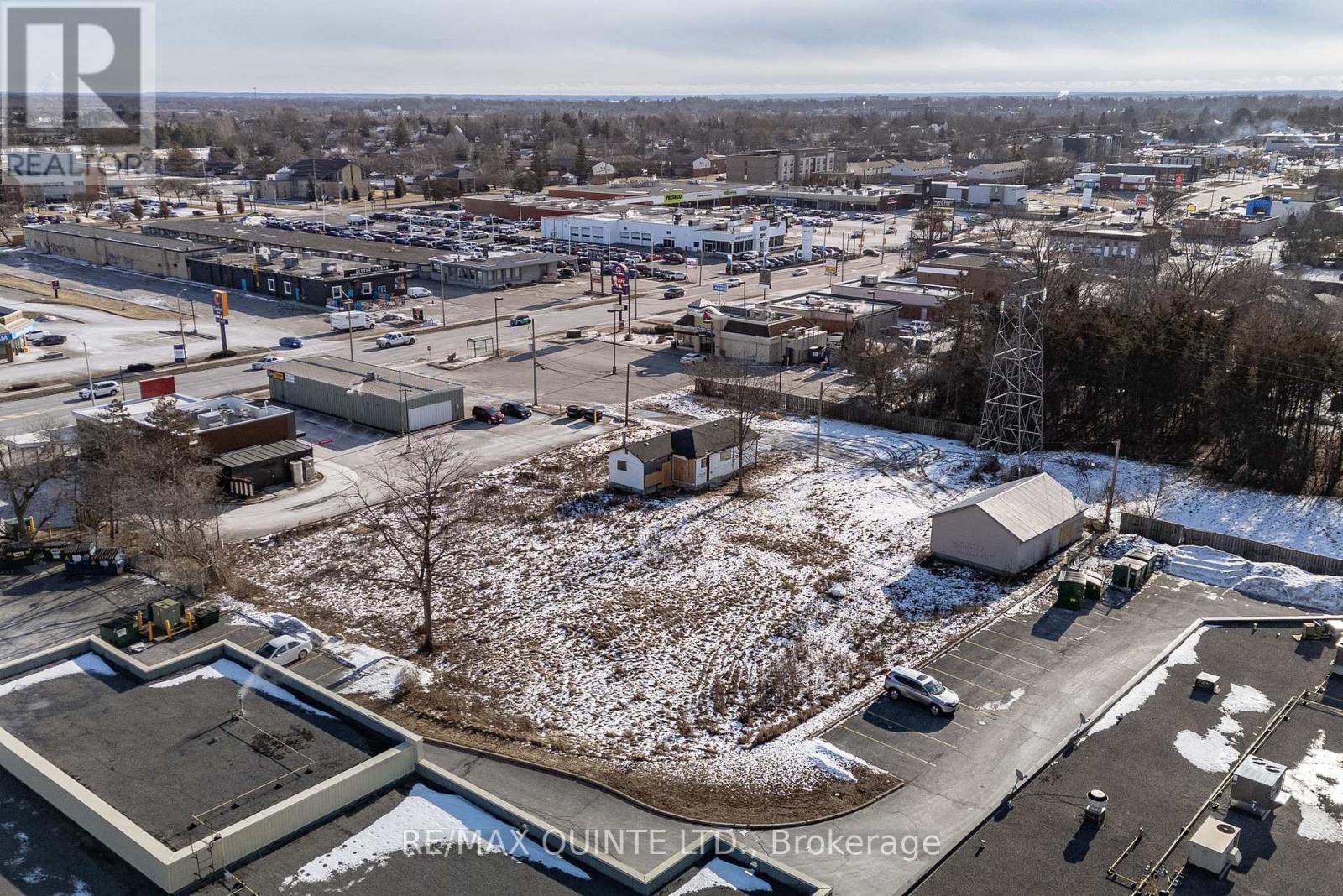 5 Stratton Drive, Belleville, Ontario  K8P 2M8 - Photo 16 - X12330793