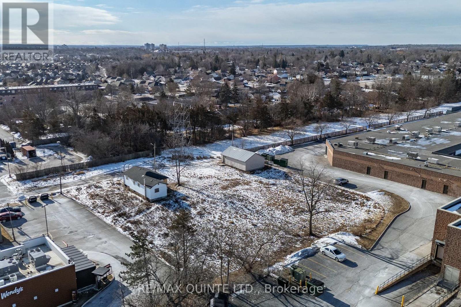 5 Stratton Drive, Belleville, Ontario  K8P 2M8 - Photo 17 - X12330793