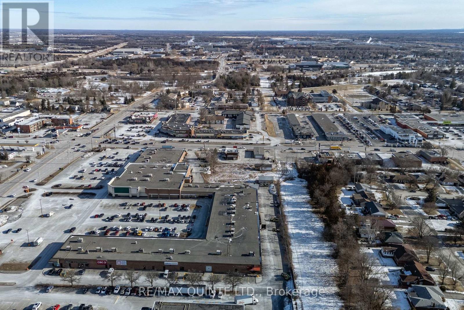 5 Stratton Drive, Belleville, Ontario  K8P 2M8 - Photo 8 - X12330793