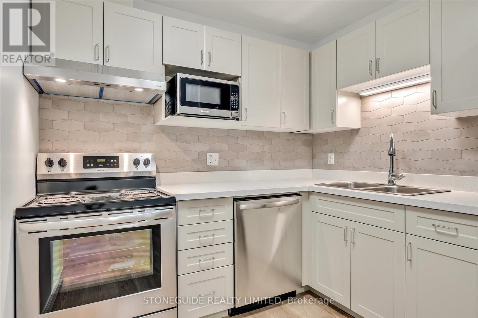 420 - 555 Bonaccord Street, Peterborough Central, Ontario  K9H 2X8 - Photo 15 - X12330796