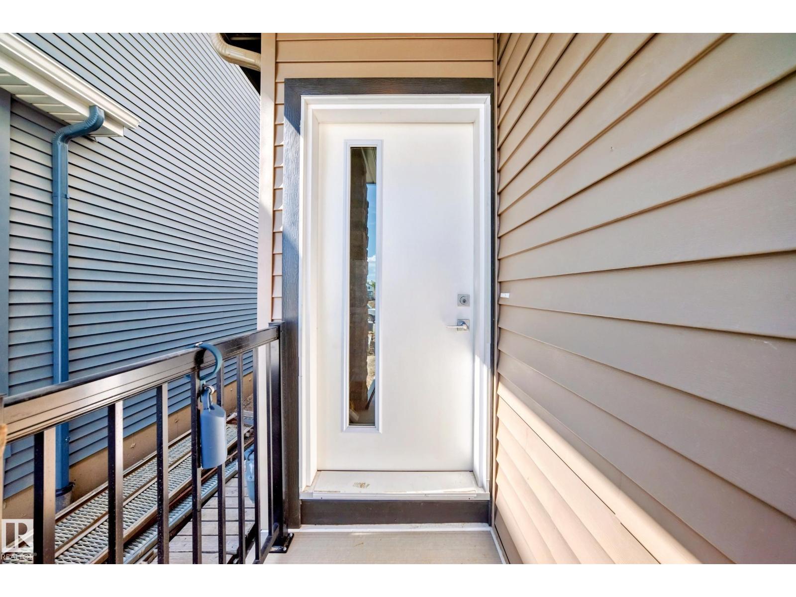 633 Kinglet Bv Nw, Edmonton, Alberta  T5S 0S8 - Photo 3 - E4451687