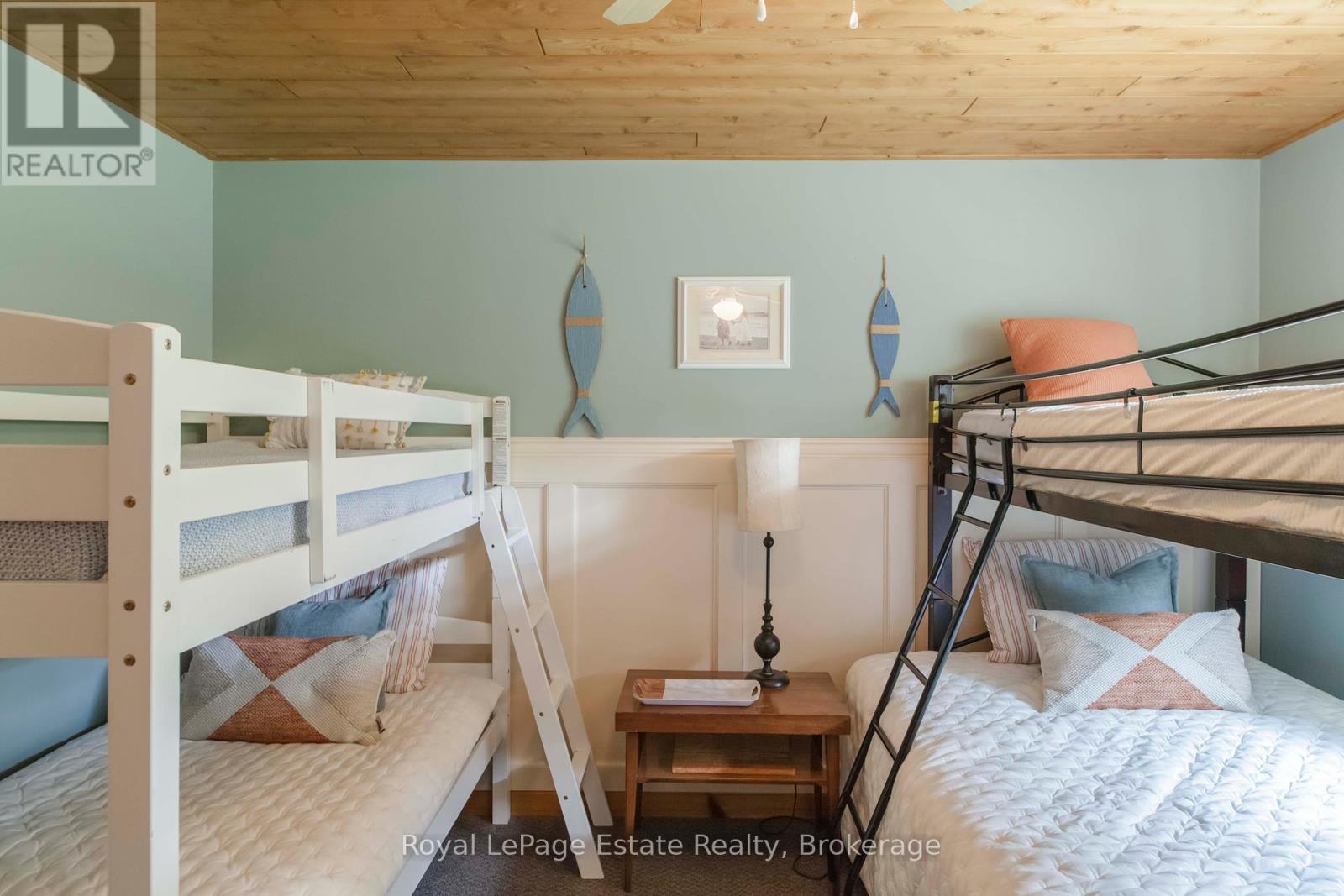 503 Bruce Avenue, South Bruce Peninsula, Ontario  N0H 2G0 - Photo 39 - X12328418