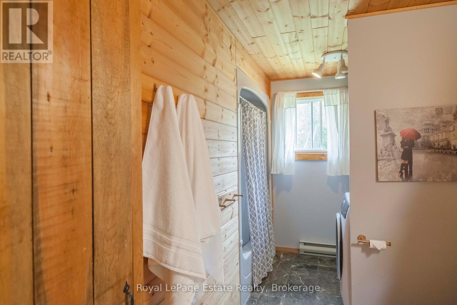 503 Bruce Avenue, South Bruce Peninsula, Ontario  N0H 2G0 - Photo 44 - X12328418