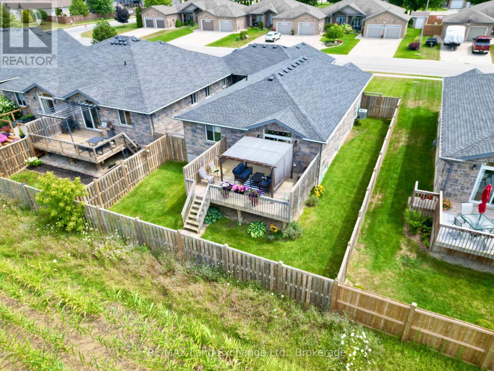 246 Stickel Street, Saugeen Shores, Ontario  N0H 2C1 - Photo 37 - X12241288
