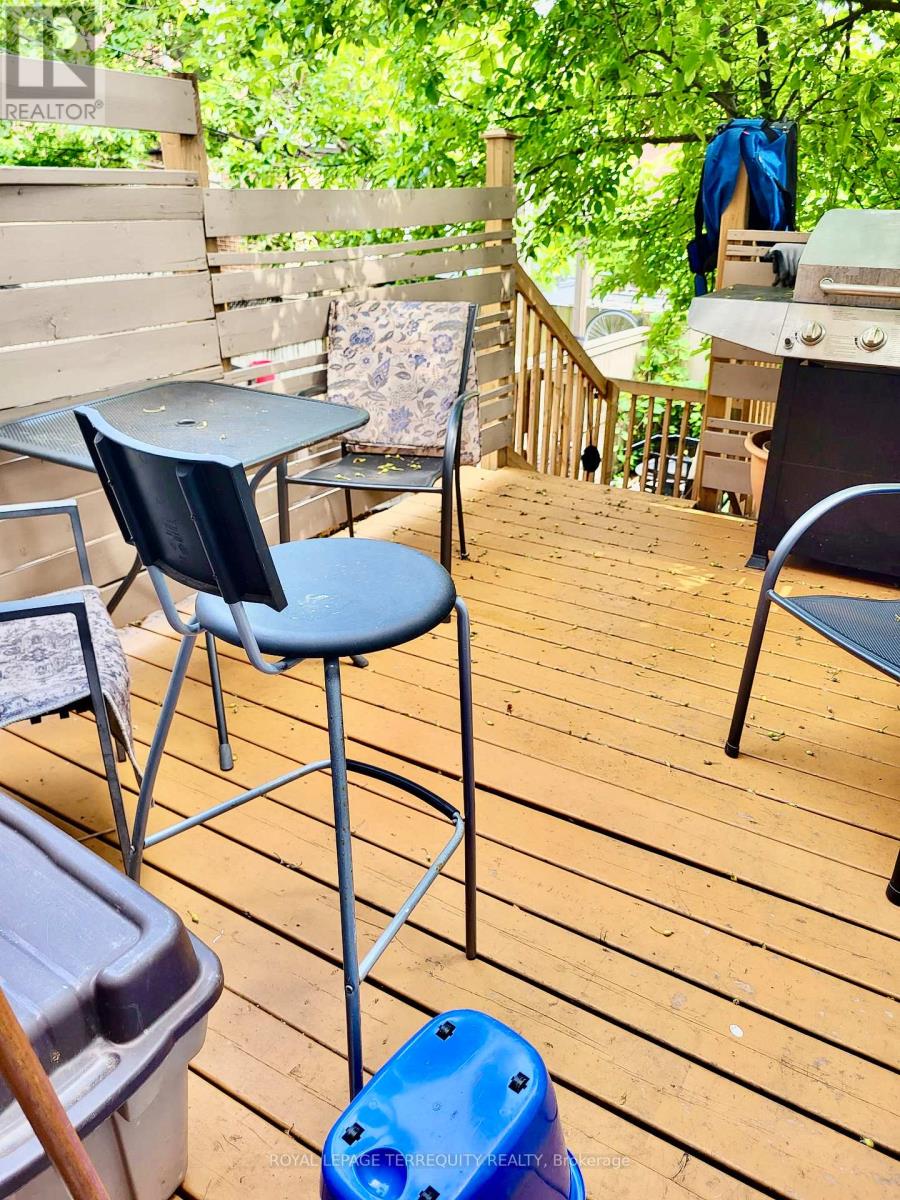 1259 Davenport Road, Toronto, Ontario  M6H 2H2 - Photo 12 - W12306256