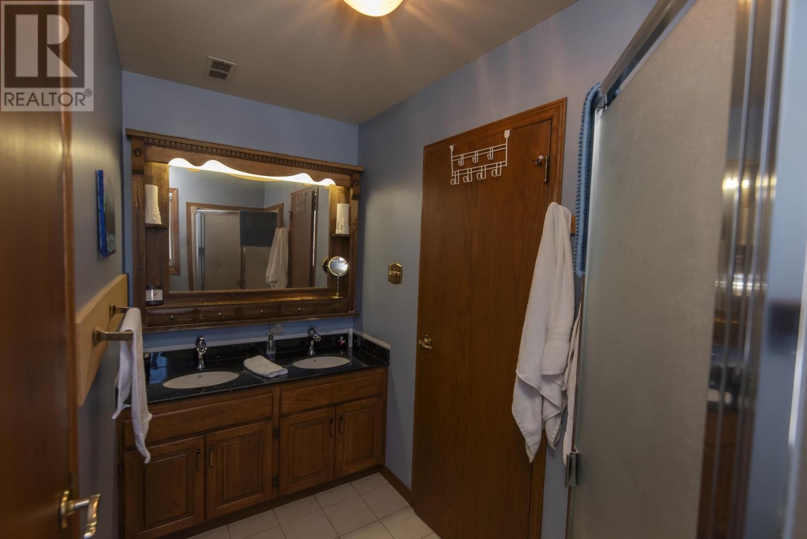 199 Valley St, Thunder Bay, Ontario  P7B 2A9 - Photo 29 - TB252432