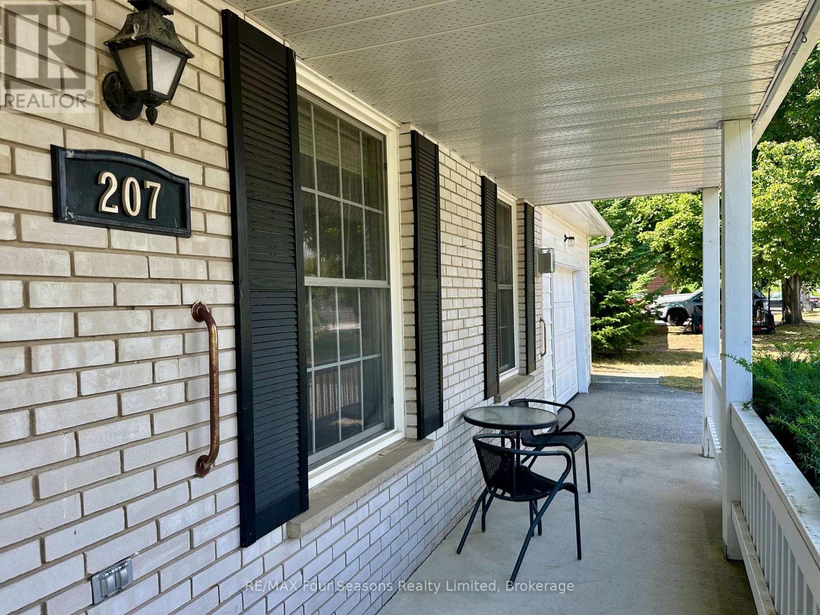 Property at 207 CHRISTOPHER STREET image 5