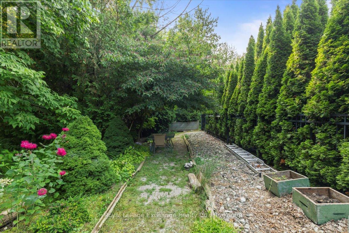 569 Creekwood Drive, Saugeen Shores, Ontario  N0H 2L0 - Photo 39 - X12330809