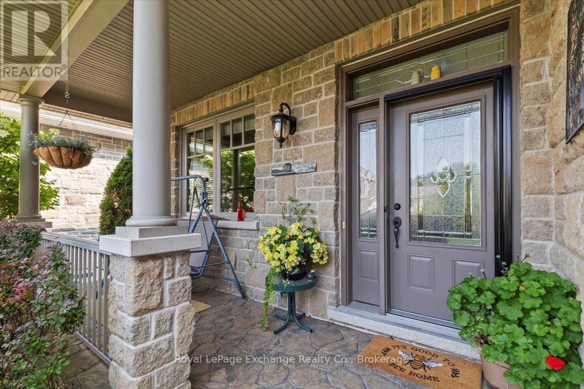 569 Creekwood Drive, Saugeen Shores, Ontario  N0H 2L0 - Photo 7 - X12330809