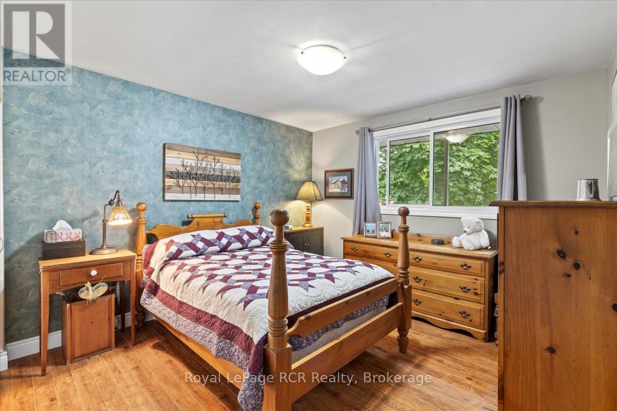 161 6th Street, Hanover, Ontario  N4N 1B9 - Photo 18 - X12330852